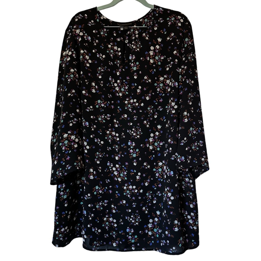 J.Jill Wearever Collection long sleeve blouse, plus size 2X. Smocked floral top